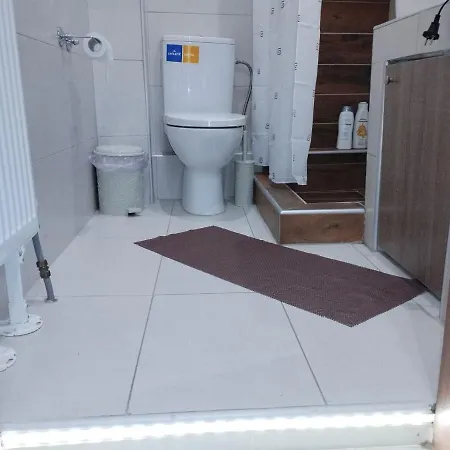 Ibis Close To Aristotelous Square *