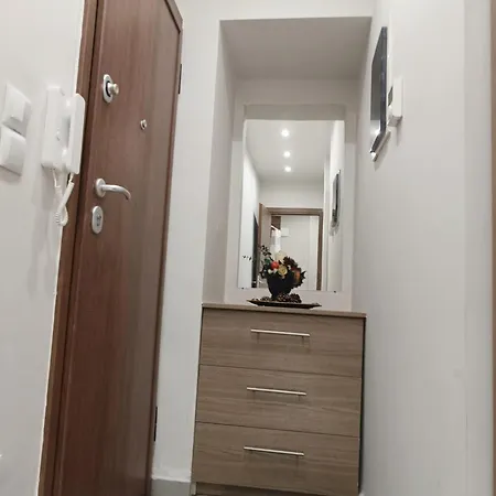 Ibis Close To Aristotelous Square * Салоники