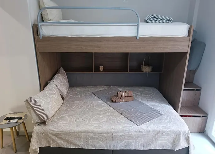 Ibis Close To Aristotelous Square Apartment *