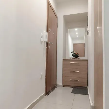 Ibis Close To Aristotelous Square Apartment *