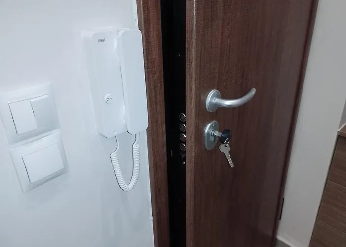 Ibis Close To Aristotelous Square Daire